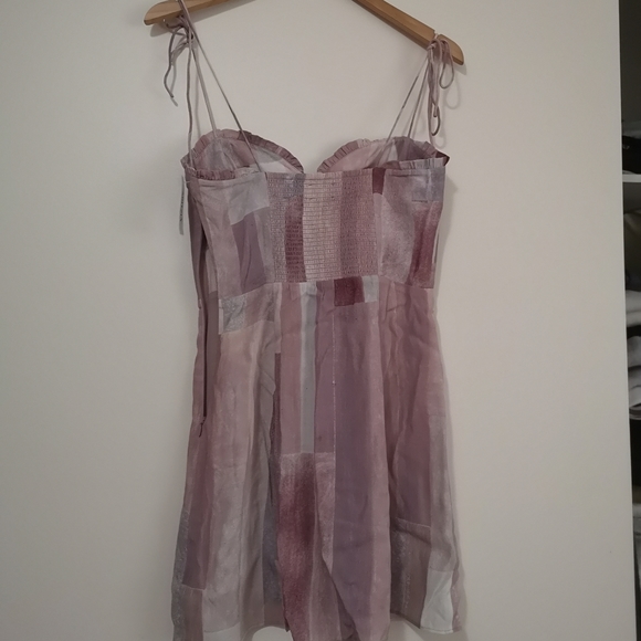 SOLD Aritzia Wilfred Fable Dress Heirloom Pink/Sage Frost - Picture 4 of 4